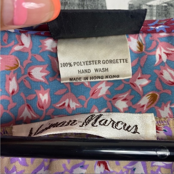 Neiman Marcus / Diane Frez dress - floral ruffle lightweight polyester - Picture 8 of 8